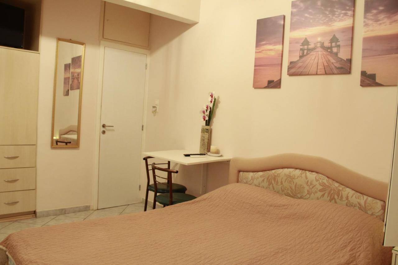 Apartment Eirina Atene Esterno foto