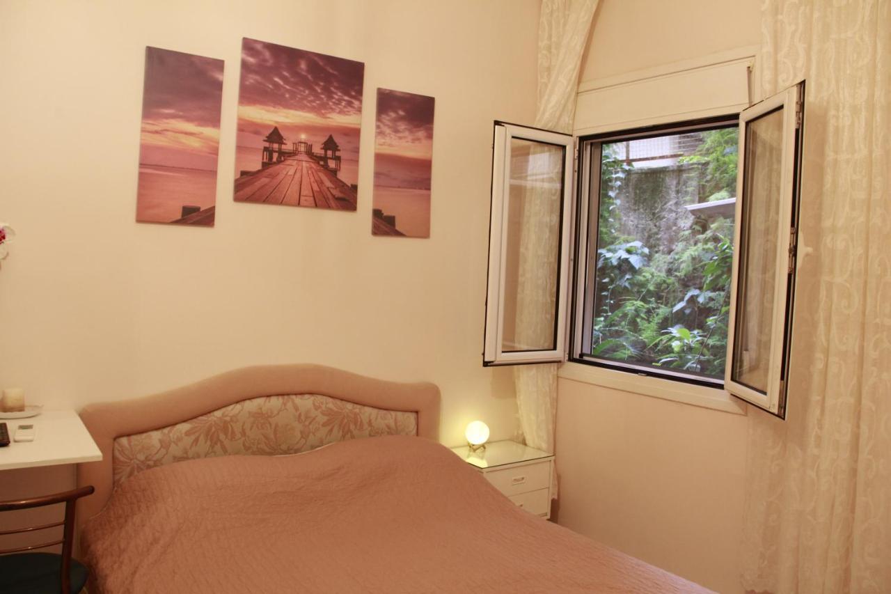 Apartment Eirina Atene Esterno foto
